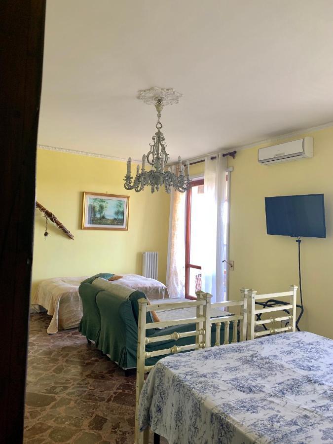 Larala' Bed & Breakfast Lecce Exterior photo